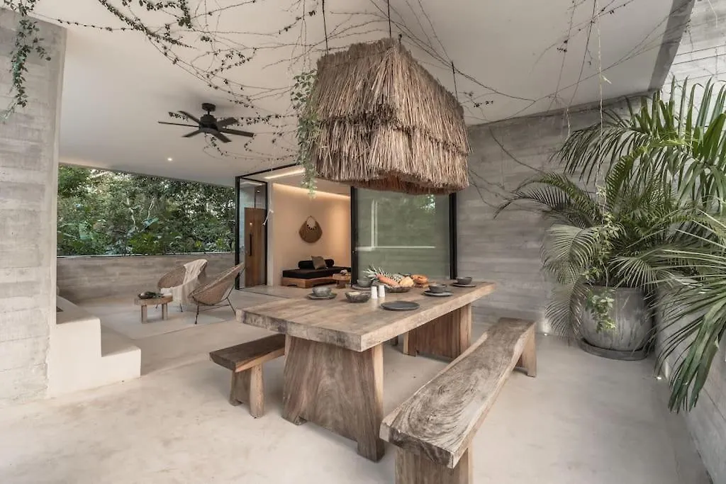 Totally Private Pool And Terrace @ La Veleta D6 툴룸